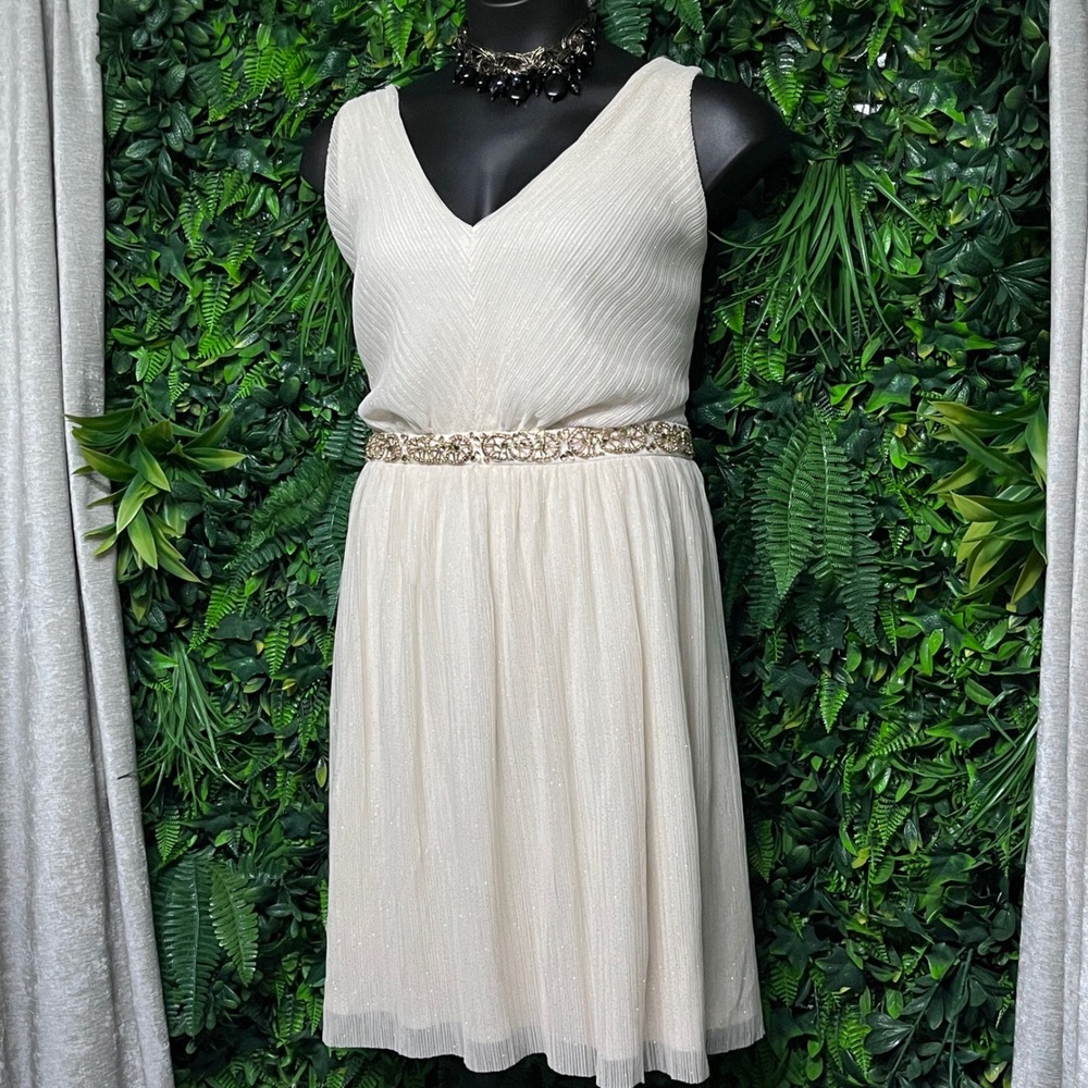 BCX Dress Womens Size 22W Cream Shimmer Pleated Beaded Waist Cocktail Dress 3709